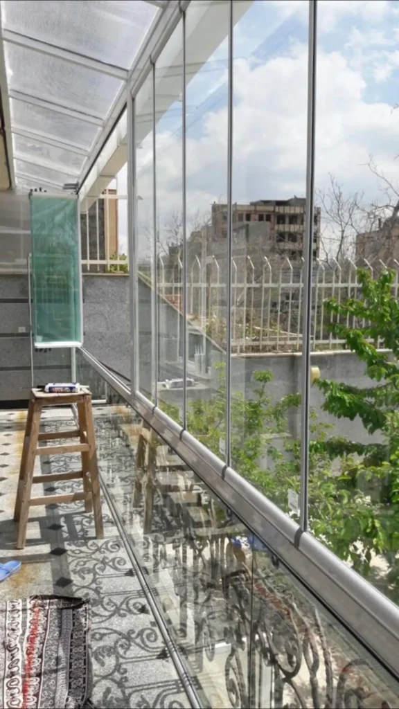 folding-glass-balcony-tabriz9