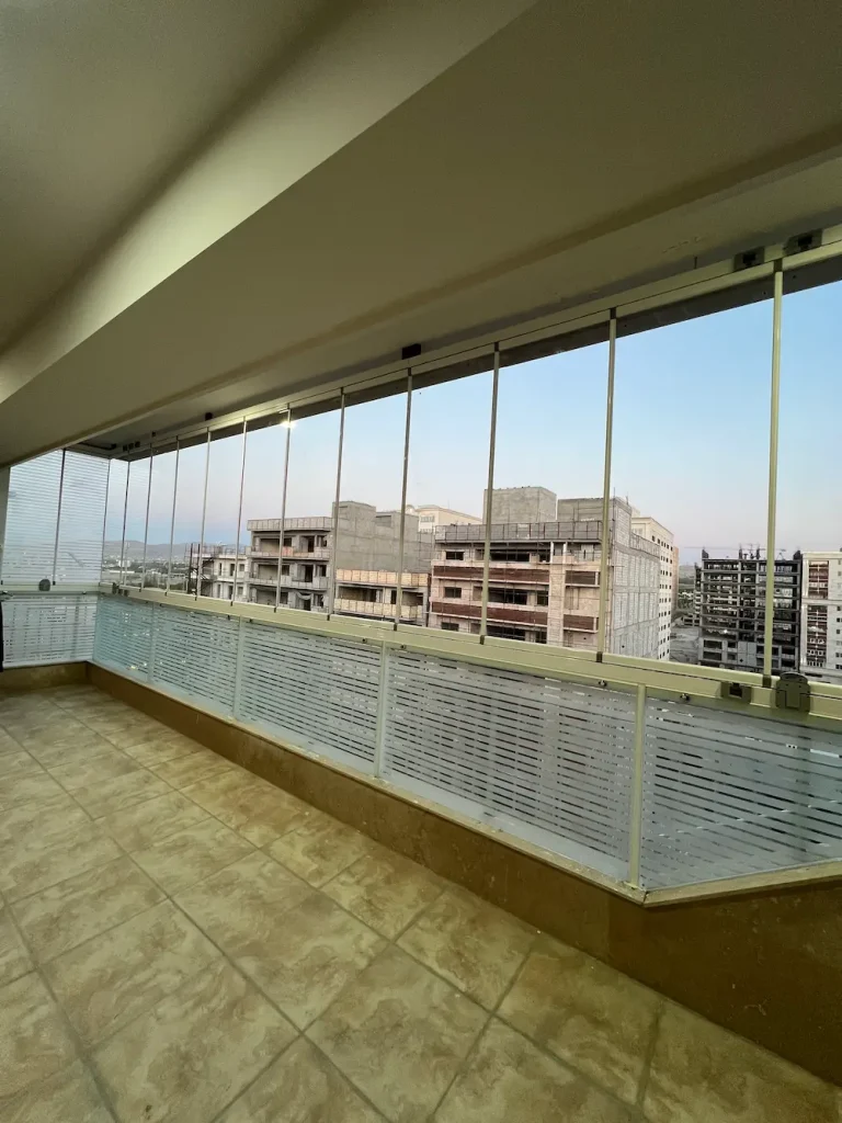 folding-glass-balcony1