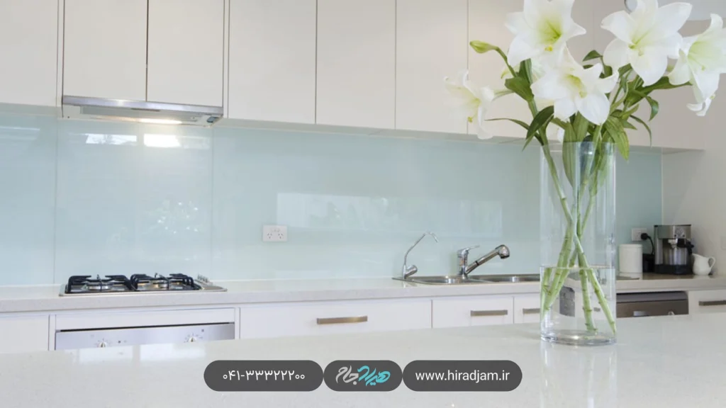 شیشه لاکوبل سفید بین کابینتی